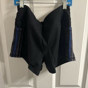 Born primitive spandex. Size small